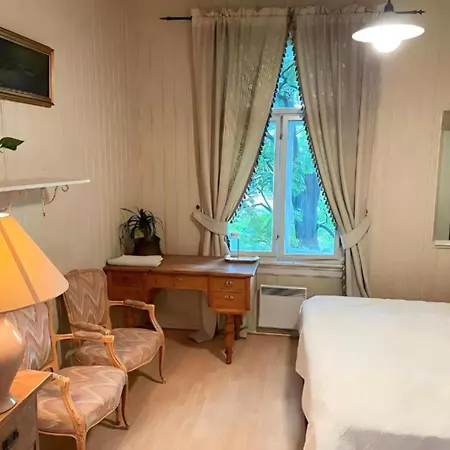 Pensión Villa Oslo Rooms